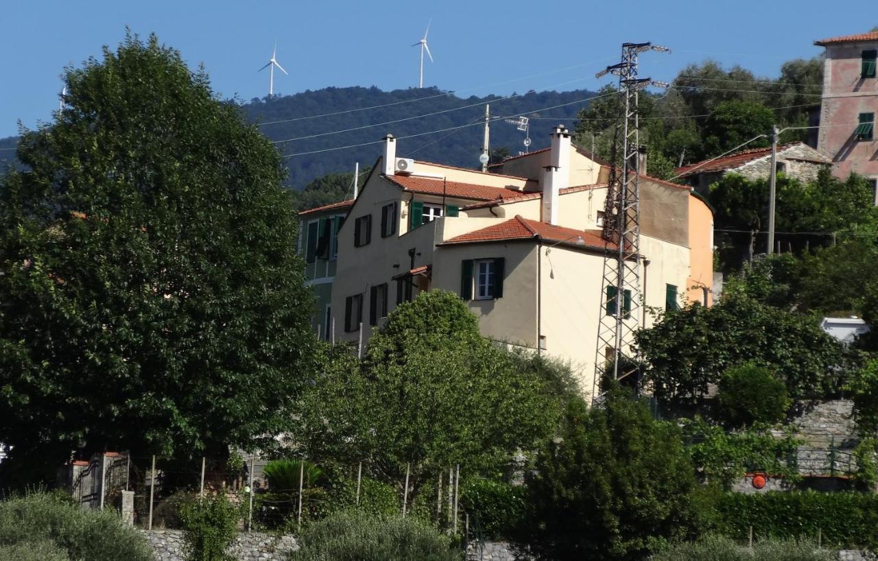 A Ca' Du Risso - Appartamento - Sea & Outdoor For Families, Bikers And Climbers Calice Ligure Exterior photo