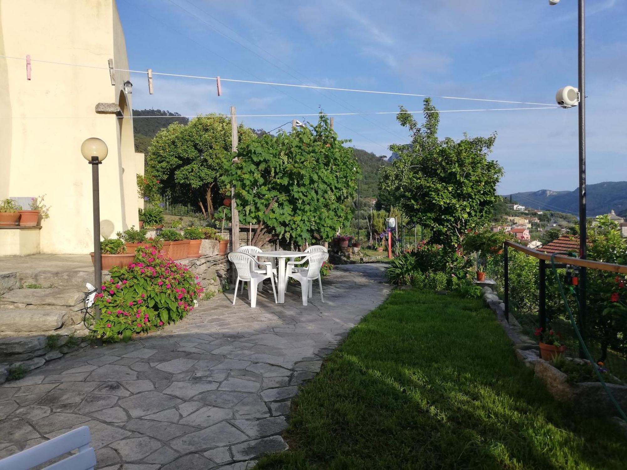 A Ca' Du Risso - Appartamento - Sea & Outdoor For Families, Bikers And Climbers Calice Ligure Exterior photo